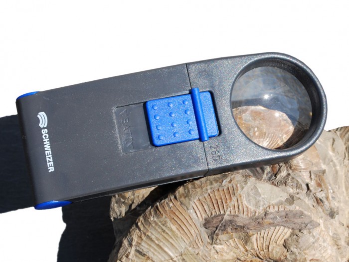 Geolo�ka lupa ro�na / Ro�no Geolo�ko pove�evalno steklo